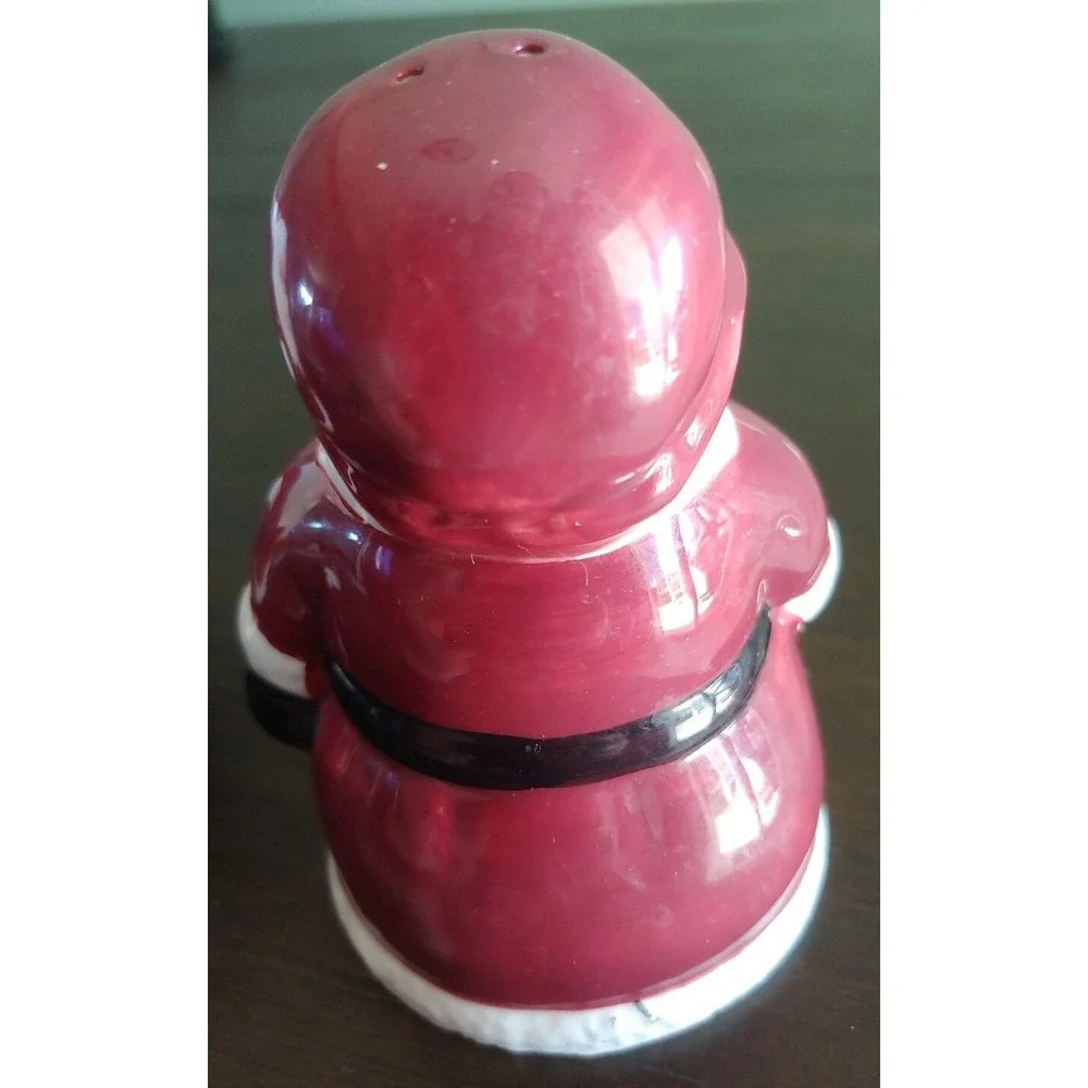 Publix Santa Claus and Mrs Claus Salt Pepper Shaker Set Christmas Holiday 2003